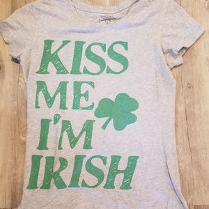 Kiss Me I'm Irish Juniors T-Shirt
